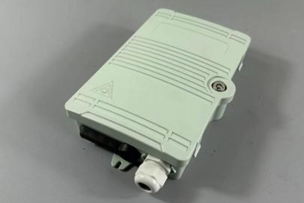 product Description: 4-core optical splitter box